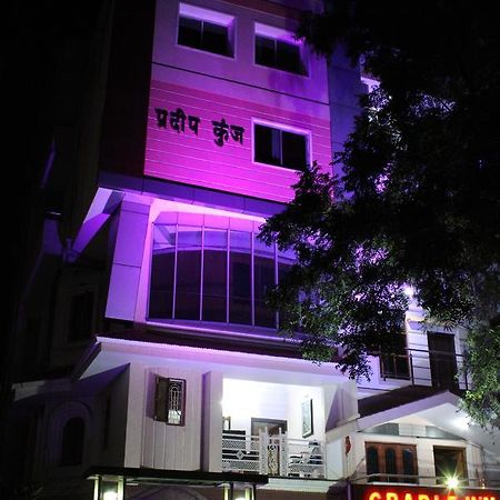 Hotel Cradle Inn Ранчи Экстерьер фото