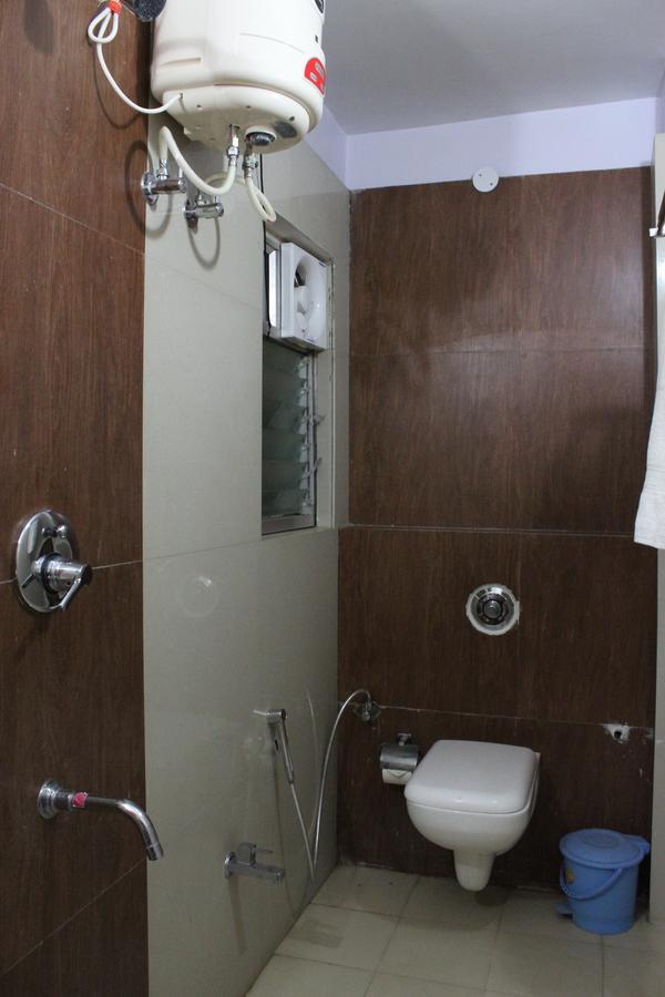Hotel Cradle Inn Ранчи Экстерьер фото