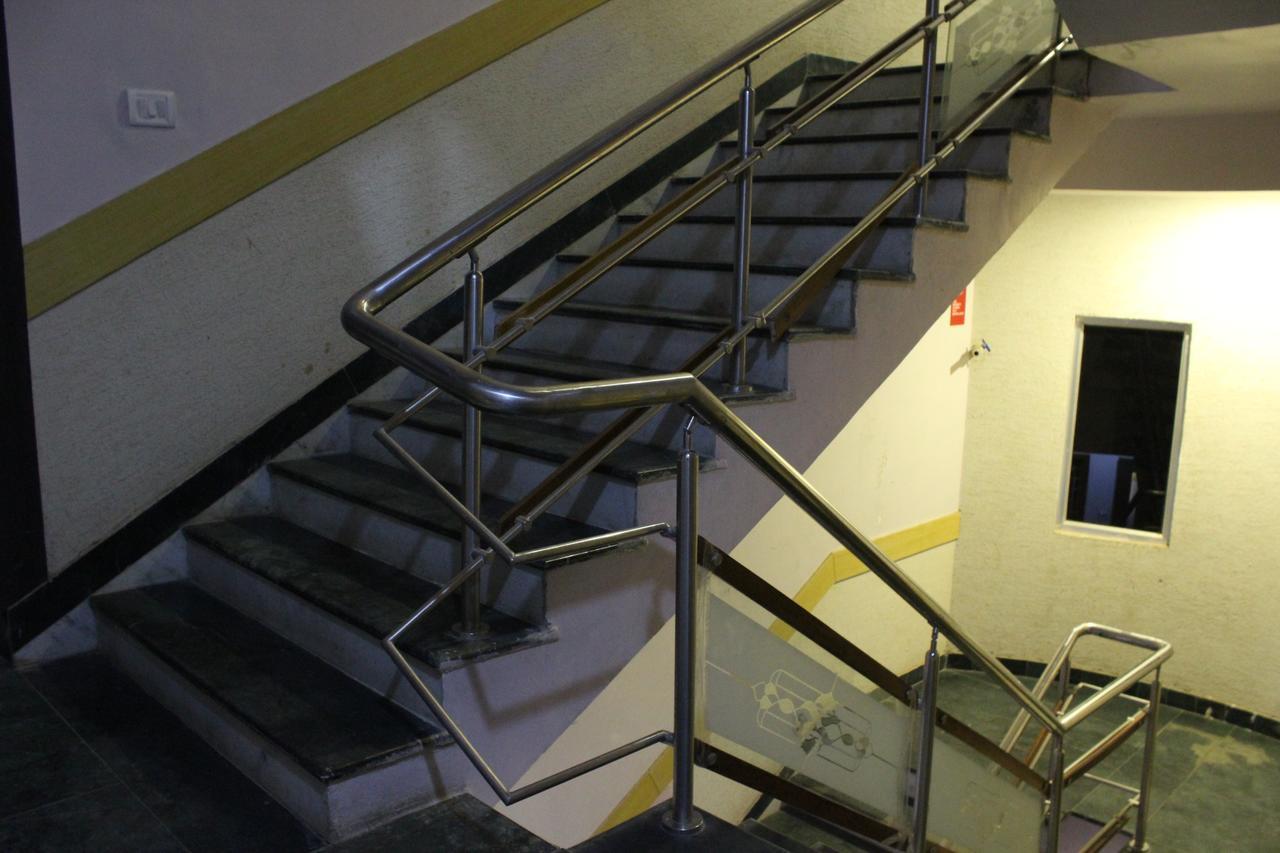 Hotel Cradle Inn Ранчи Экстерьер фото